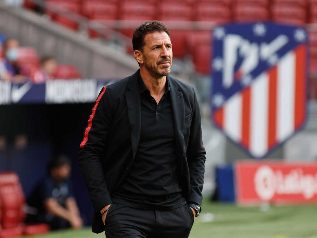 中的表现逐 中的表现逐